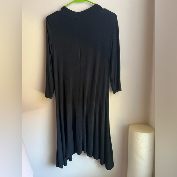 Rue 21- LBD- a night out waiting to happen - Picture 3 of 4